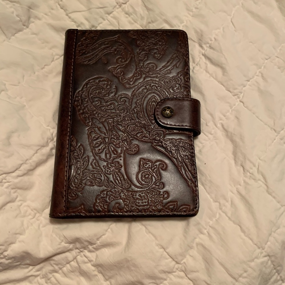 Patricia Nash organizer